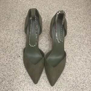 Open Edit Ashtyn Olive Green Suede Pointed Toe D'Orsay Heels seize 8